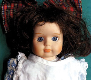 Pediophobia Makes Doll Collecting Impossible - Elizabeth Appraisals