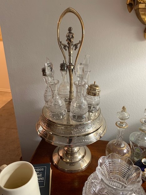 Cruet Stand Tells Delectable Stories - Elizabeth Appraisals